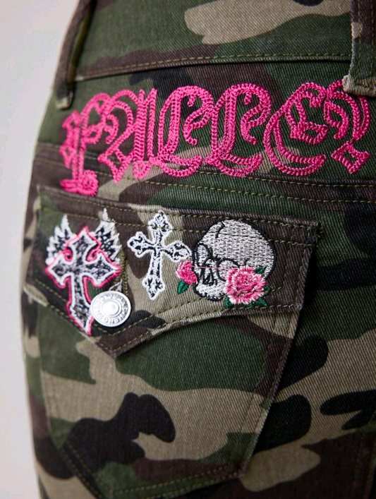 Camouflage Leopard Embroidery Denim Skirt